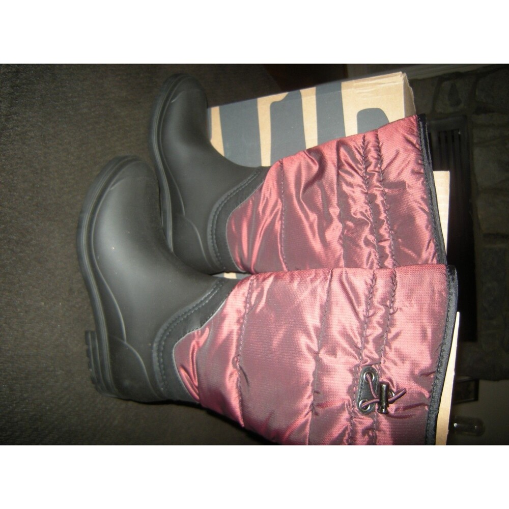 New Womens Burgundy Kamik Newcastle Snow Boots, Size 6